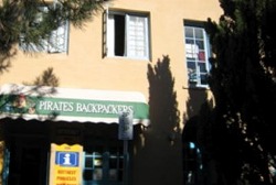 pirates backpackers fremantle